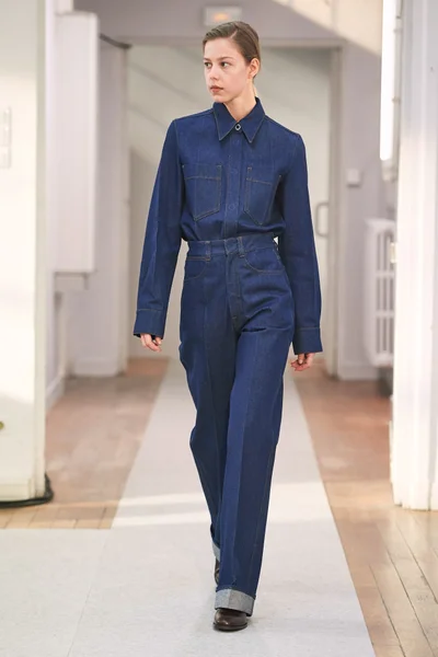 Look 9